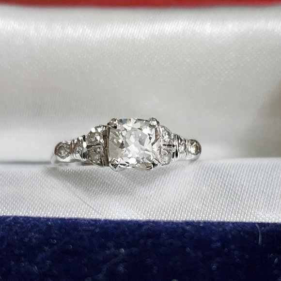 VINTAGE Platinum Cushion Cut Diamond Engagement Ring circ 1920's - Picture 2 of 9
